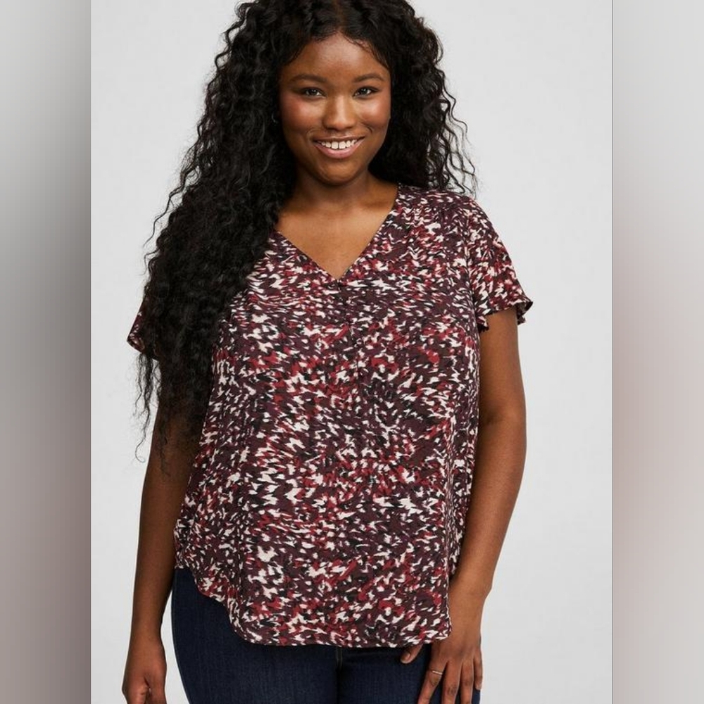 Torrid Harper Georgette Pullover Flutter Sleeve Blouse size 4